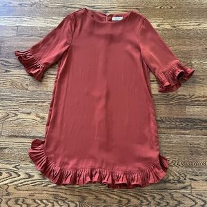 NWT Larkin l/s Pleated Ruffle Hem dress in Cinnamon